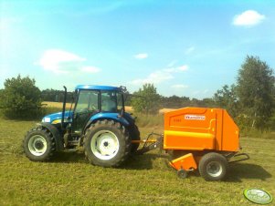 New Holland TD80D + Warfama Z-543