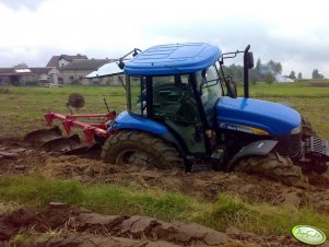 New Holland TD80D