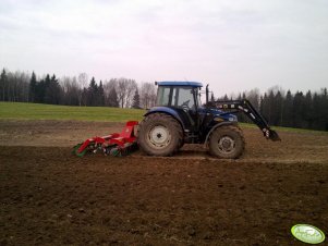 New Holland TD80D