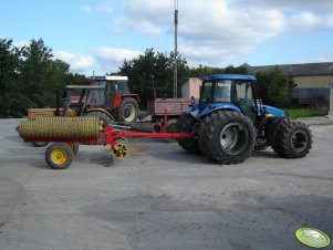 New Holland TD80D