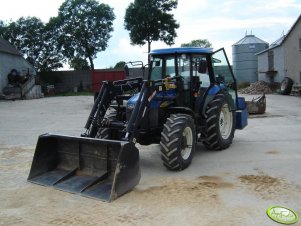 New Holland TD80D