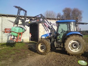 New Holland TD80D