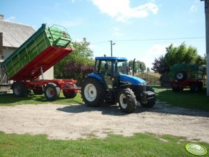 New Holland  TD85D + Pronark T672/2 + Pronar T653/2