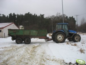 New Holland TD85D