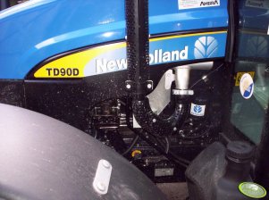 New Holland TD90D