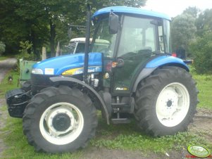 New Holland TD90D