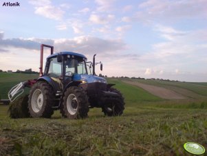 New Holland TD95D + Metal-fach