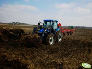 New Holland TD95D + UG