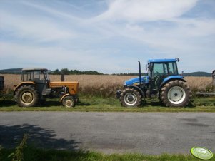 New Holland TD95D vs. Ursus C360-3P