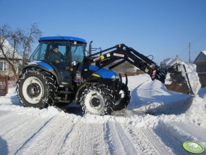 New Holland TD95D