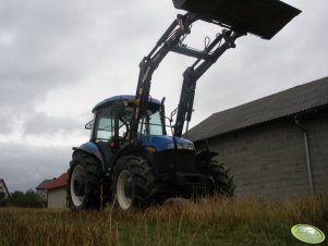 New Holland TD95D
