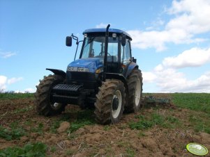 New Holland TD95D