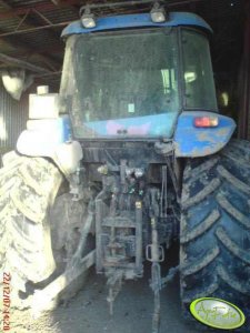 New Holland TD95D