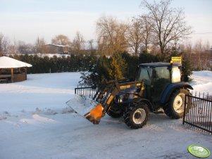 New Holland TL 90A + Stoll F15