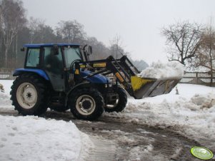 New Holland TL100