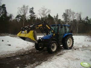 New Holland TL100