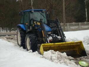 New Holland TL100