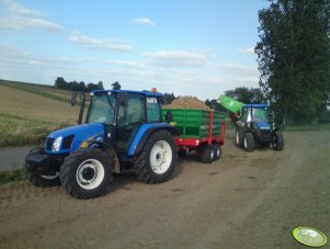 New Holland TL100a & New Holland TD5020