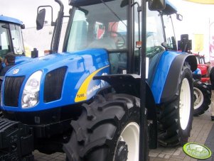 New Holland TL100A