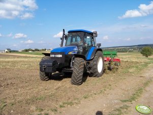 New Holland TM 120 + Unia Kos