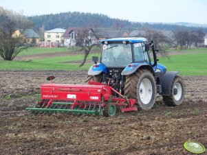 New Holland TM 120