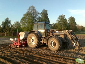 New Holland TM 135 & Kuhn Maxima 2 