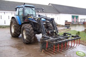 New Holland TM 135