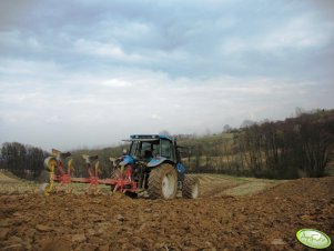 New Holland TM120 + Pottinger Servo 35