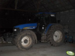 New Holland TM130