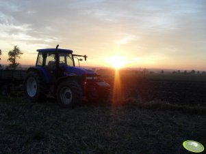 New Holland TM130