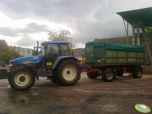New Holland TM140