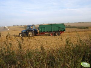 New Holland TM140