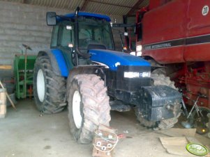 New Holland TM155