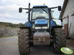 New Holland TM165