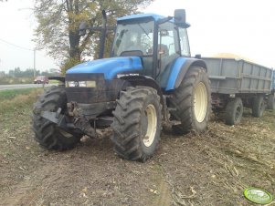 New Holland TM165