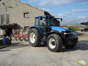 New Holland TM165