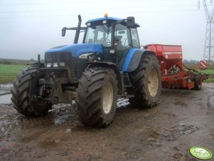 New Holland TM175 i Horsch Pronto DC