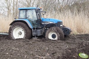 New Holland TM175 + kultywator 6m