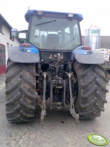 New Holland TM175