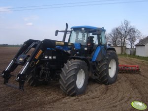 New Holland TM175