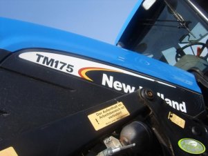 New Holland TM175