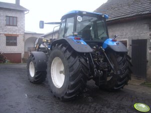 New Holland TM175