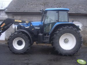 New Holland TM175