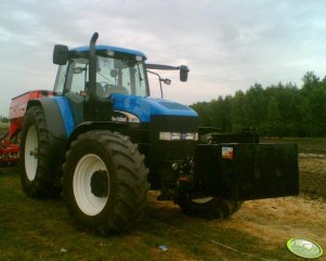 New Holland TM175