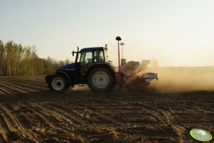 New Holland TS 115 + Kuhn Maxima 2 TI