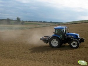 New Holland TS 115A + Bogballe DZ 500 Trend