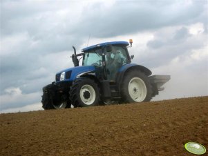 New Holland TS 115A + Bogballe DZ 500 Trend