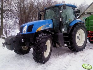 New Holland TS 115A Delta
