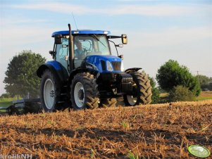 New Holland TS 115A + Frost