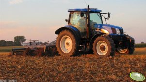 New Holland TS 115A + Frost